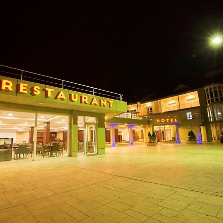 Petriti & Spa Ulcinj Exterior photo