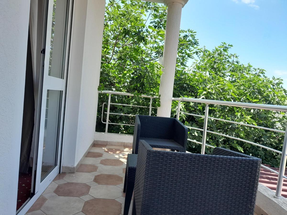 Petriti & Spa Ulcinj Exterior photo