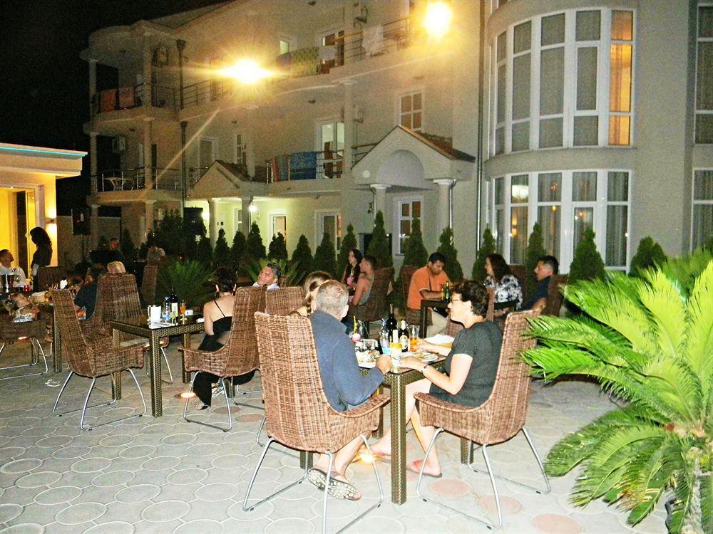 Petriti & Spa Ulcinj Exterior photo
