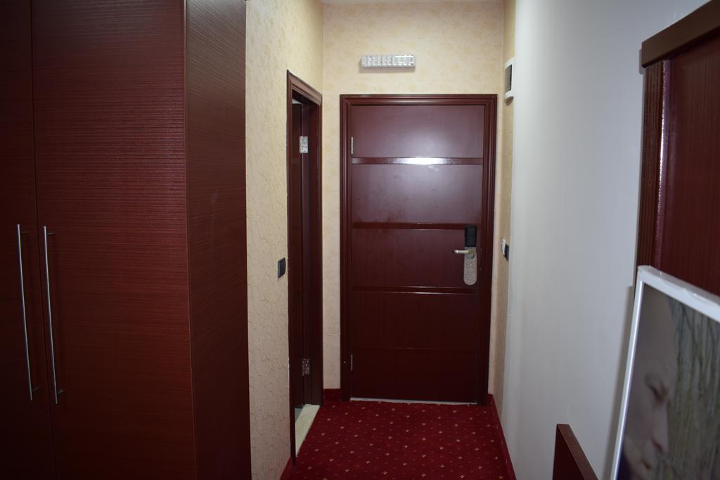 Petriti & Spa Ulcinj Exterior photo