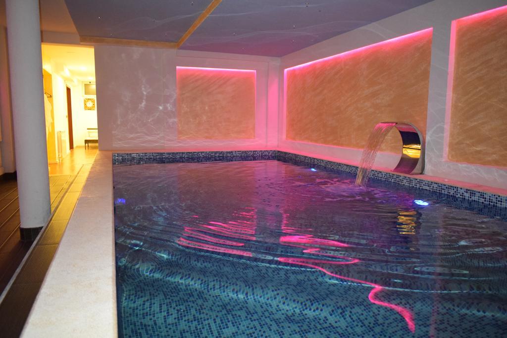 Petriti & Spa Ulcinj Exterior photo
